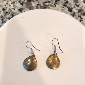 Gold pendant